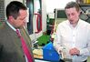 Jens Löw, Bundestagskandidat in der Region, zeigte sich beeindruckt von der Qualität der Produkte